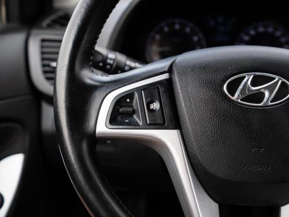 Hyundai Solaris I с пробегом 2011 года, цена 820 000 рублей, 153378 км, седан, Автокод Объявления