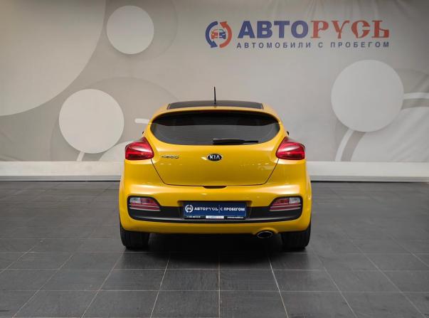 Kia Ceed II Рестайлинг с пробегом 2016 года, цена 999 000 рублей, 194496 км, хэтчбек, Автокод Объявления