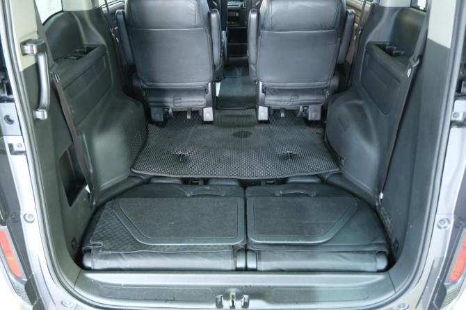 Honda Stepwgn V Рестайлинг с пробегом 2017 года, цена 2 129 000 рублей, 121000 км, минивэн, Автокод Объявления