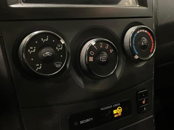 Toyota Corolla X (E140 E150) Рестайлинг с пробегом 2013 года, цена 1 079 000 рублей, 176806 км, седан, Автокод Объявления