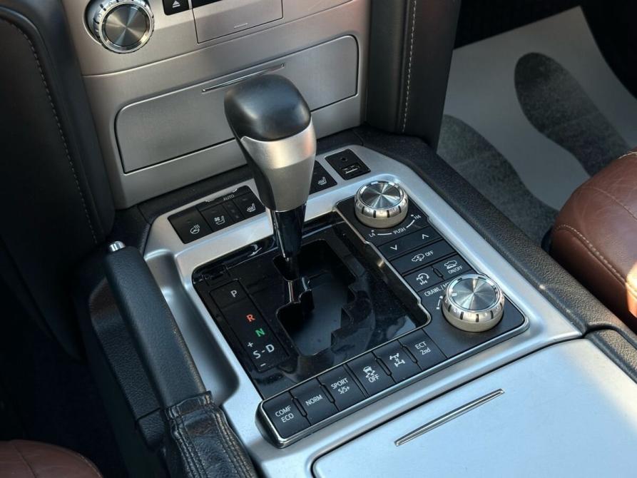 Toyota Land Cruiser 200 Series Рестайлинг 2 Пермь  - изображение 26