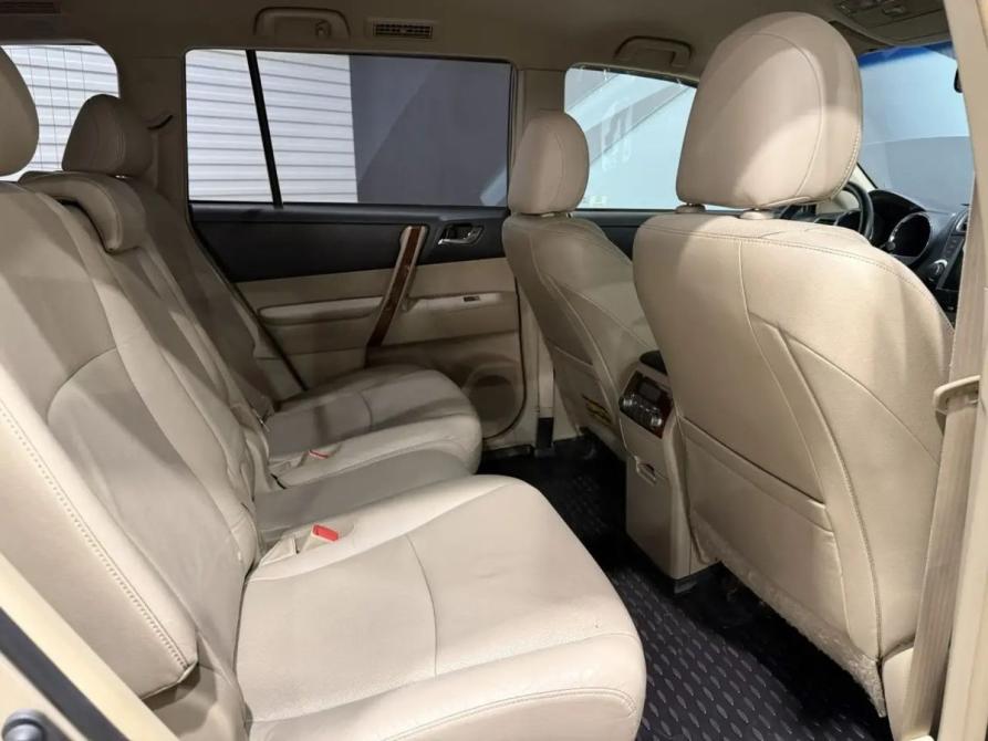 Toyota Highlander II (XU40) Рестайлинг Пермь  - изображение 13