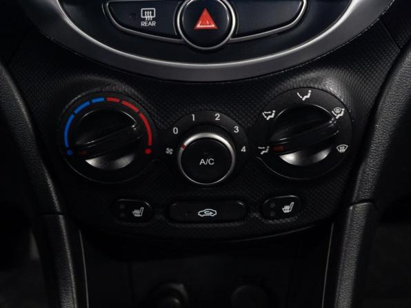 Hyundai Solaris I Рестайлинг с пробегом 2015 года, цена 780 000 рублей, 206301 км, седан, Автокод Объявления
