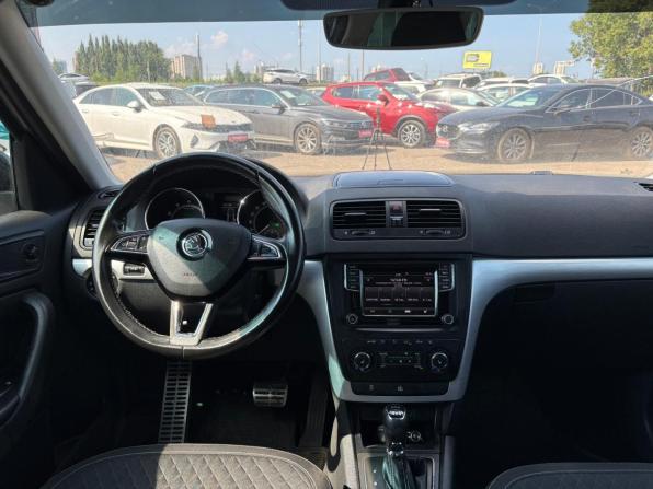 Skoda Yeti I Рестайлинг с пробегом 2016 года, цена 1 150 000 рублей, 243925 км, внедорожник, Автокод Объявления