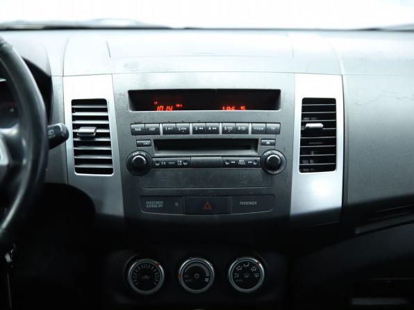 Mitsubishi Outlander II с пробегом 2008 года, цена 840 000 рублей, 267993 км, внедорожник, Автокод Объявления