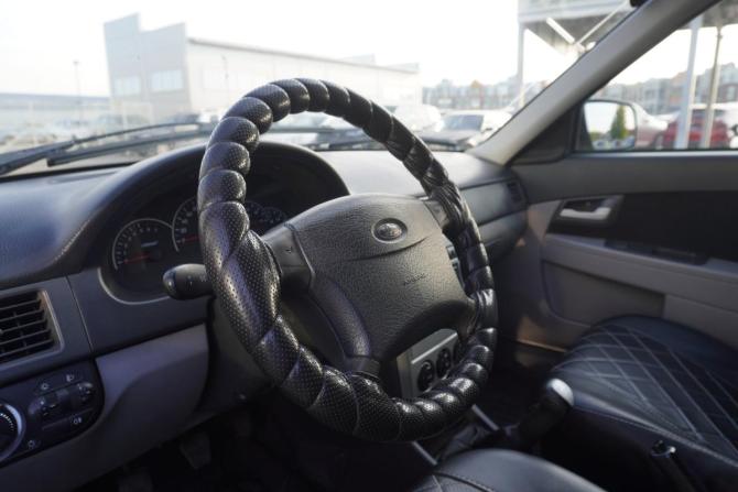 Lada (ВАЗ) Priora I с пробегом 2009 года, цена 278 000 рублей, 214000 км, хэтчбек, Автокод Объявления