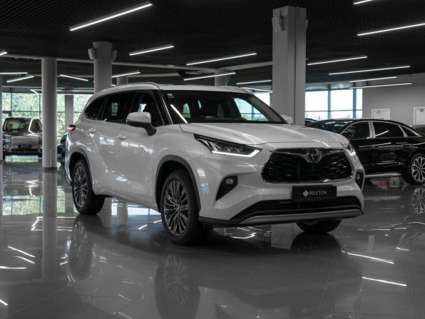 Toyota Highlander IV (XU70) с пробегом 2025 года, цена 5 450 000 рублей, 37 км, внедорожник, Автокод Объявления