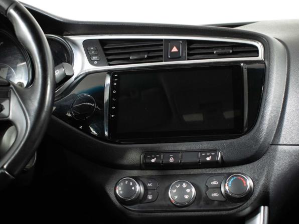 Kia Ceed II Рестайлинг с пробегом 2017 года, цена 995 000 рублей, 189000 км, универсал, Автокод Объявления