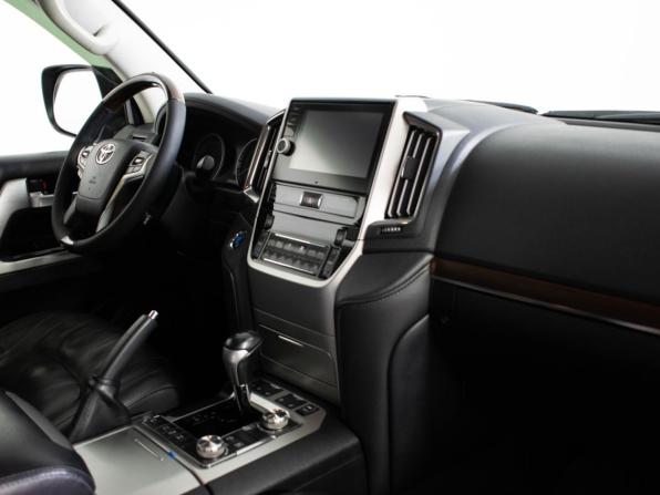Toyota Land Cruiser 200 Series Рестайлинг 2 с пробегом 2016 года, цена 4 417 000 рублей, 311000 км, внедорожник, Автокод Объявления