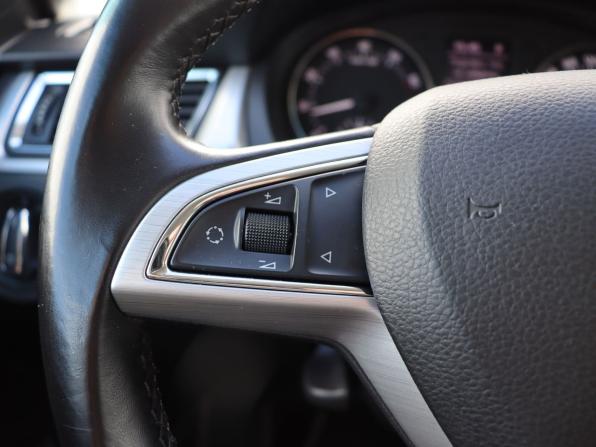 Skoda Rapid I с пробегом 2014 года, цена 1 029 000 рублей, 153667 км, лифтбек, Автокод Объявления