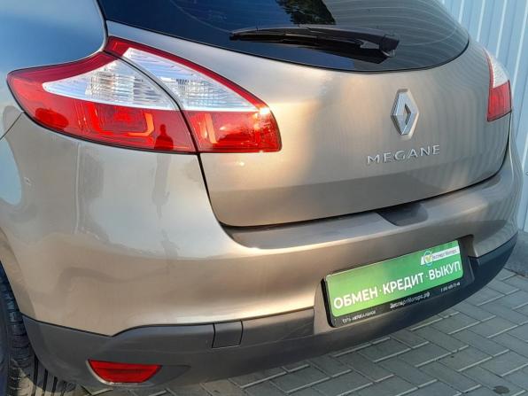Renault Megane III Рестайлинг с пробегом 2013 года, цена 899 000 рублей, 103120 км, хэтчбек, Автокод Объявления