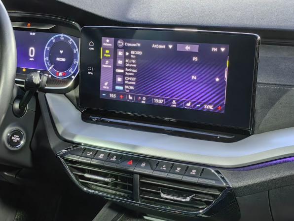 Skoda Octavia IV (A8) с пробегом 2022 года, цена 2 459 000 рублей, 95000 км, лифтбек, Автокод Объявления