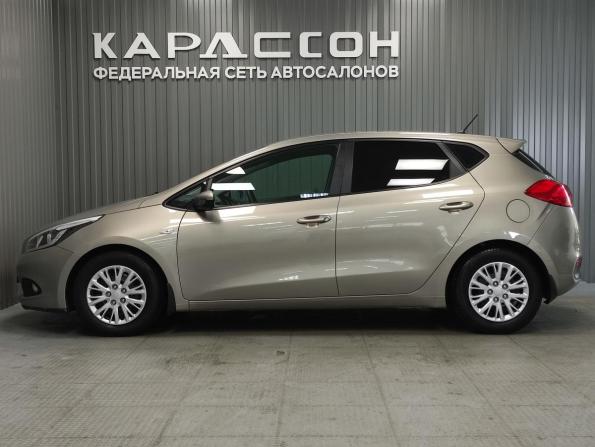 Kia Ceed II с пробегом 2013 года, цена 967 000 рублей, 131638 км, хэтчбек, Автокод Объявления