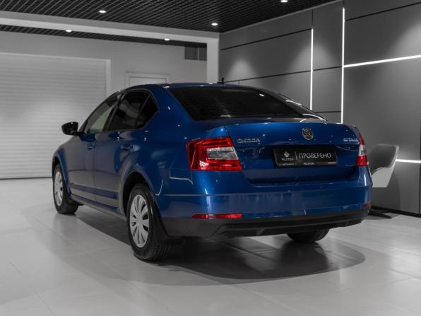 Skoda Octavia III (A7) Рестайлинг с пробегом 2018 года, цена 1 745 000 рублей, 89304 км, лифтбек, Автокод Объявления