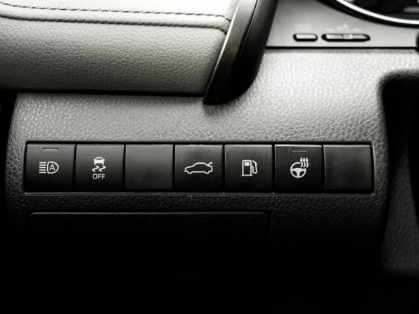 Toyota Camry VIII (XV70) с пробегом 2018 года, цена 2 450 000 рублей, 117753 км, седан, Автокод Объявления
