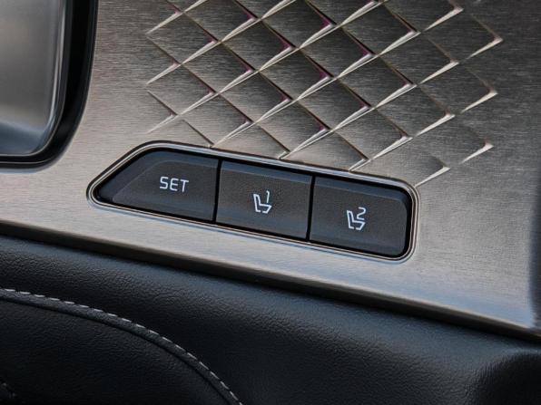 Kia Sorento IV с пробегом 2020 года, цена 4 387 000 рублей, 59196 км, внедорожник, Автокод Объявления
