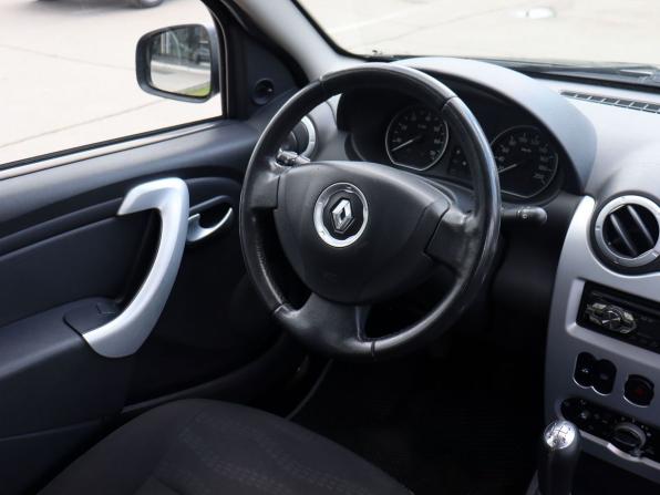 Renault Sandero I с пробегом 2011 года, цена 619 000 рублей, 133520 км, хэтчбек, Автокод Объявления