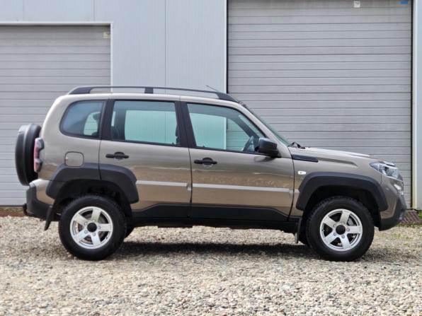 Lada (ВАЗ) Niva Travel I с пробегом 2025 года, цена 1 290 000 рублей, 23000 км, внедорожник, Автокод Объявления