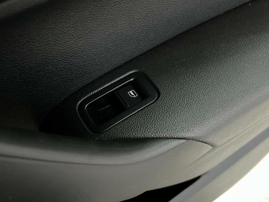 Volkswagen Polo V Рестайлинг Оренбург  - изображение 22