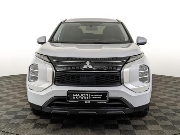 Mitsubishi Outlander IV с пробегом 2023 года, цена 3 800 000 рублей, 26005 км, внедорожник, Автокод Объявления