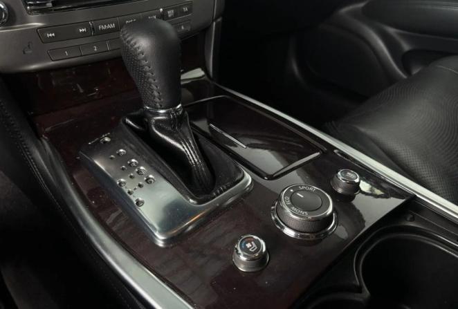 Infiniti M IV с пробегом 2012 года, цена 1 275 000 рублей, 182820 км, седан, Автокод Объявления