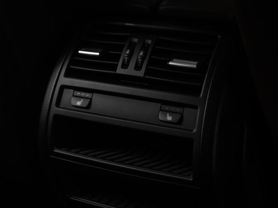 BMW 5 серии VI (F10/F11/F07) Рестайлинг Тюмень  - изображение 35
