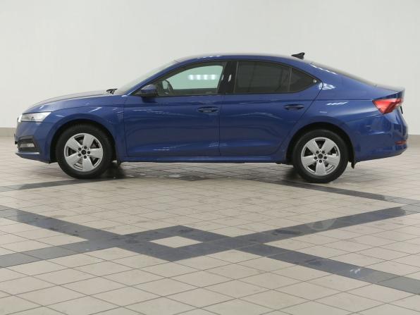 Skoda Octavia IV (A8) с пробегом 2021 года, цена 1 716 000 рублей, 171700 км, лифтбек, Автокод Объявления
