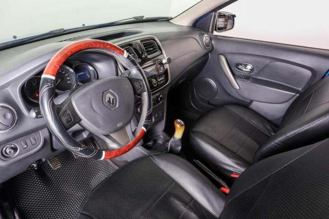 Renault Sandero II с пробегом 2016 года, цена 699 000 рублей, 242900 км, хэтчбек, Автокод Объявления