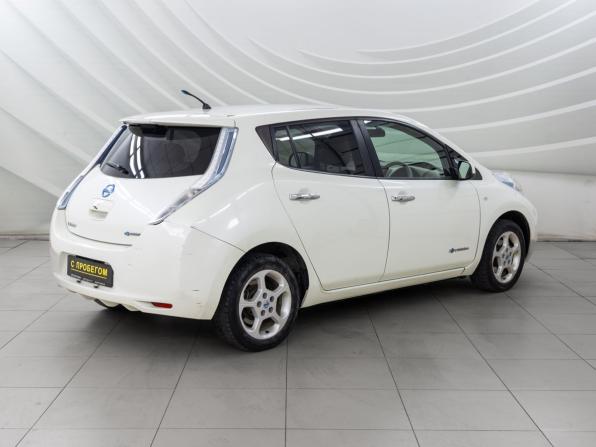 Nissan Leaf I (ZE0/AZE0) с пробегом 2011 года, цена 523 000 рублей, 157212 км, хэтчбек, Автокод Объявления