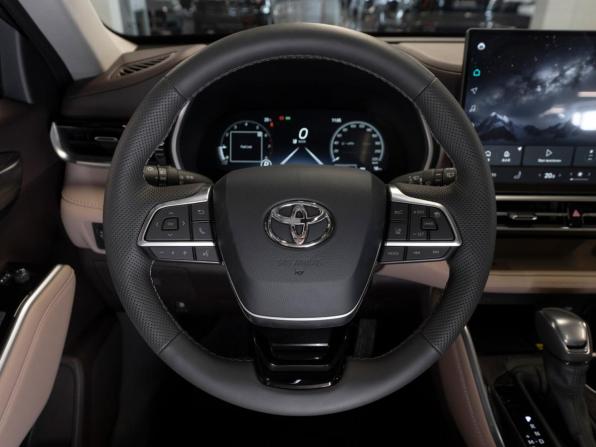 Toyota Highlander IV (XU70) с пробегом 2026 года, цена 5 600 000 рублей, 50 км, внедорожник, Автокод Объявления