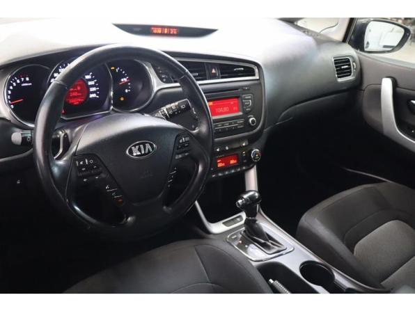 Kia Ceed II Рестайлинг с пробегом 2017 года, цена 1 429 000 рублей, 222337 км, универсал, Автокод Объявления