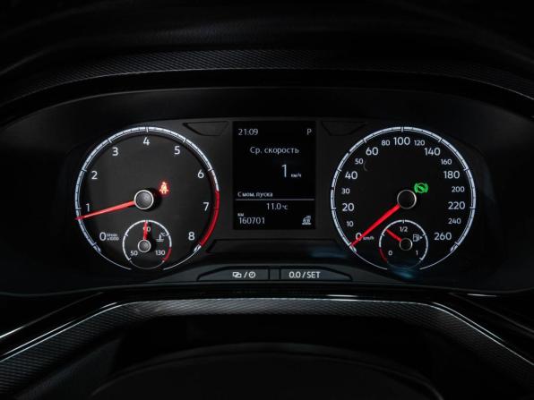 Volkswagen Polo VI с пробегом 2021 года, цена 1 686 000 рублей, 160701 км, лифтбек, Автокод Объявления