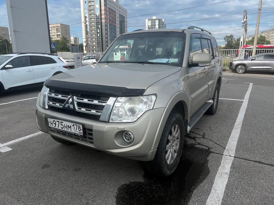 Mitsubishi Pajero IV Рестайлинг 1 Санкт-Петербург  - изображение 1