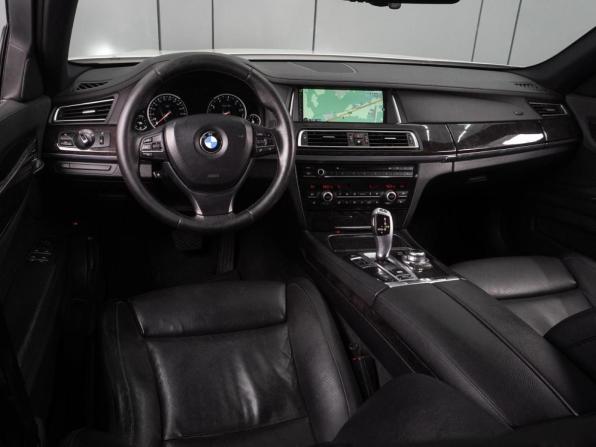 BMW 7 серии V (F01/F02/F04) Рестайлинг с пробегом 2012 года, цена 1 799 000 рублей, 219996 км, седан, Автокод Объявления