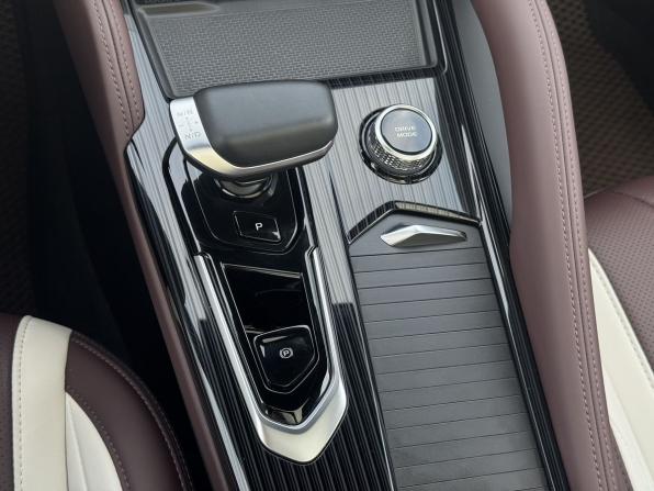 Geely Monjaro I с пробегом 2023 года, цена 2 870 000 рублей, 109425 км, внедорожник, Автокод Объявления