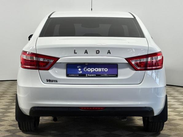 Lada (ВАЗ) Vesta I с пробегом 2018 года, цена 850 000 рублей, 146084 км, седан, Автокод Объявления