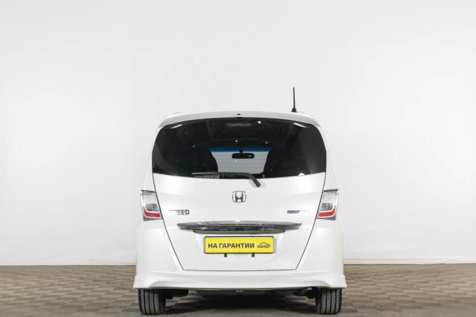 Honda Freed I с пробегом 2013 года, цена 1 239 000 рублей, 217000 км, компактвэн, Автокод Объявления