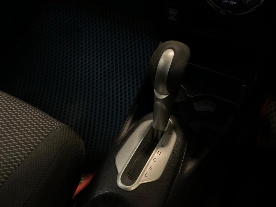 Honda Insight II Рестайлинг Челябинск  - изображение 12