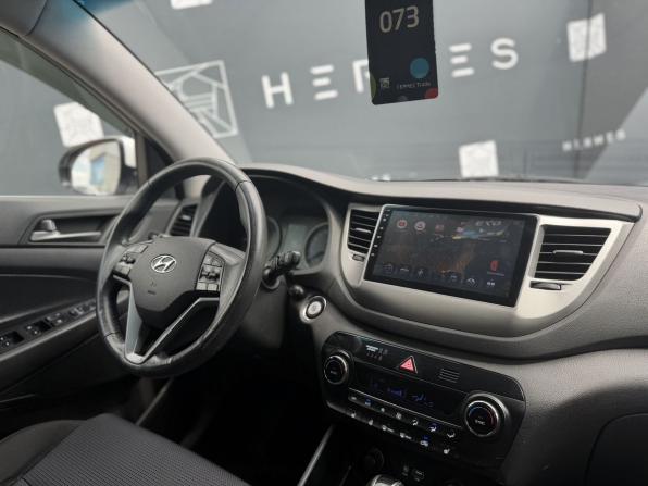Hyundai Tucson III с пробегом 2018 года, цена 1 899 000 рублей, 176251 км, внедорожник, Автокод Объявления