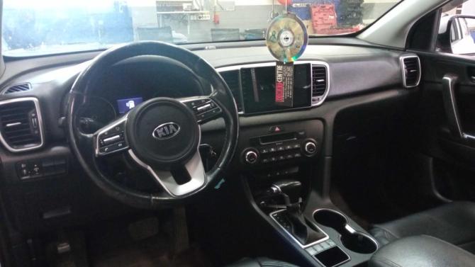 Kia Sportage IV Рестайлинг с пробегом 2019 года, цена 1 984 000 рублей, 89645 км, внедорожник, Автокод Объявления