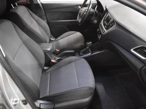 Hyundai Solaris II с пробегом 2018 года, цена 1 220 000 рублей, 136543 км, седан, Автокод Объявления