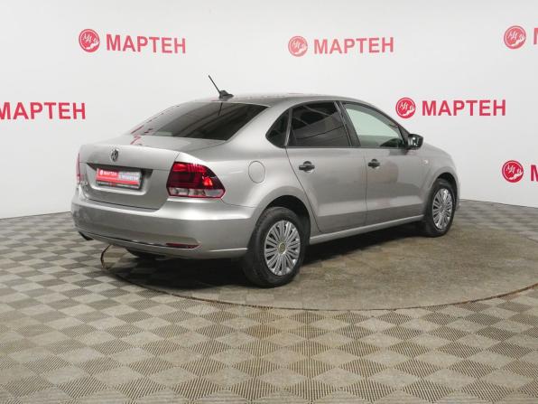 Volkswagen Polo V Рестайлинг с пробегом 2018 года, цена 1 199 000 рублей, 79180 км, седан, Автокод Объявления