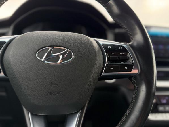 Hyundai Sonata VII (LF) Рестайлинг с пробегом 2017 года, цена 1 790 000 рублей, 125000 км, седан, Автокод Объявления