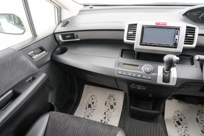 Honda Freed I Рестайлинг с пробегом 2014 года, цена 1 299 000 рублей, 92000 км, компактвэн, Автокод Объявления