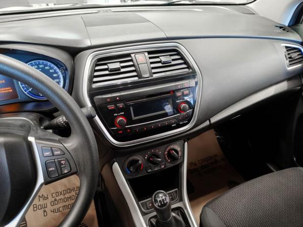 Suzuki SX4 II (S-Cross) Рестайлинг с пробегом 2019 года, цена 1 686 000 рублей, 82241 км, хэтчбек, Автокод Объявления