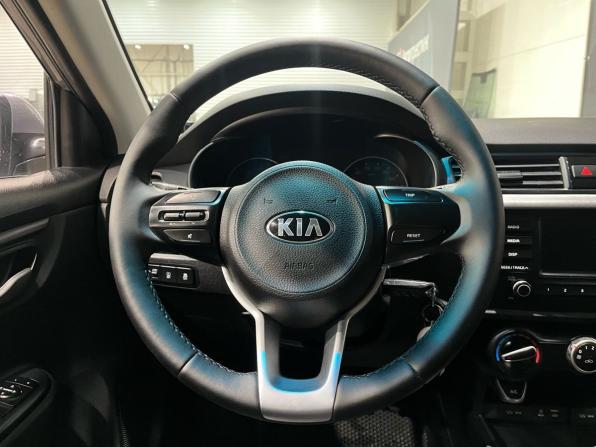Kia Rio IV с пробегом 2017 года, цена 980 000 рублей, 120887 км, седан, Автокод Объявления