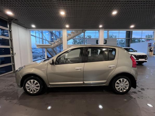 Renault Sandero I с пробегом 2012 года, цена 672 000 рублей, 106614 км, хэтчбек, Автокод Объявления