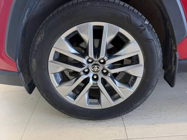 Toyota RAV4 V (XA50) с пробегом 2021 года, цена 3 560 500 рублей, 56067 км, внедорожник, Автокод Объявления
