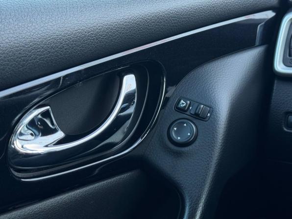 Nissan Qashqai II с пробегом 2014 года, цена 1 599 000 рублей, 105889 км, внедорожник, Автокод Объявления