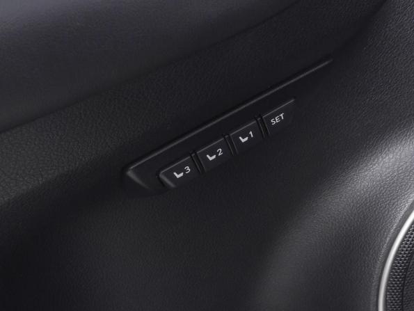 Lexus NX I с пробегом 2015 года, цена 3 180 000 рублей, 70810 км, внедорожник, Автокод Объявления